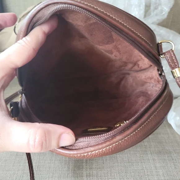 Gucci Round Brown Leather Crossbody Bag - Picture 12 of 16